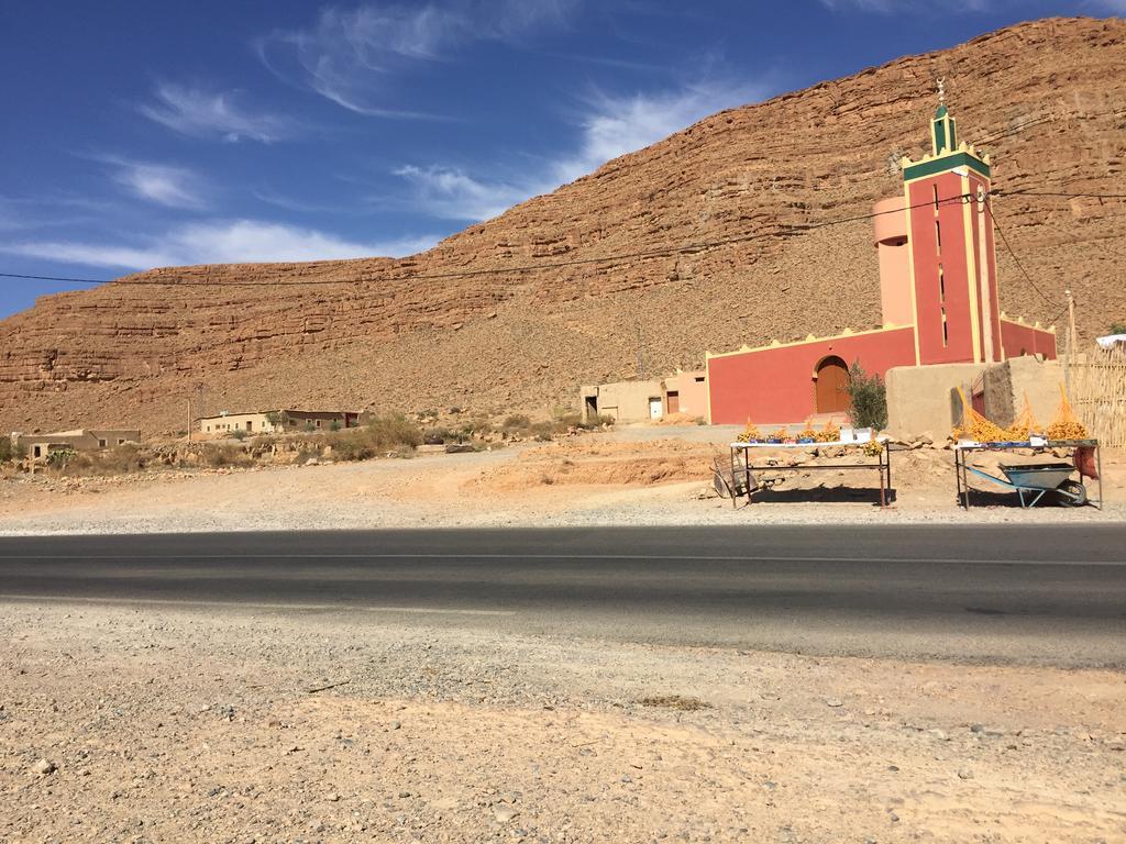 Gite D'Etape Traditionnel Berbere Ifri Exteriér fotografie