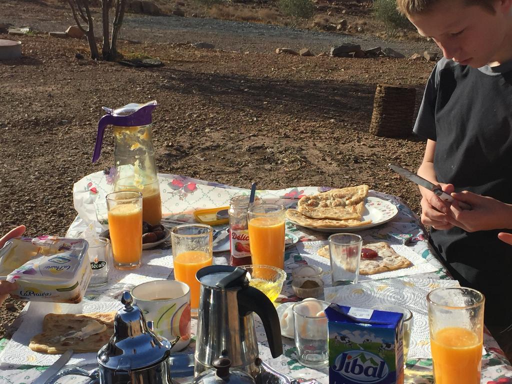 Gite D'Etape Traditionnel Berbere Ifri Exteriér fotografie